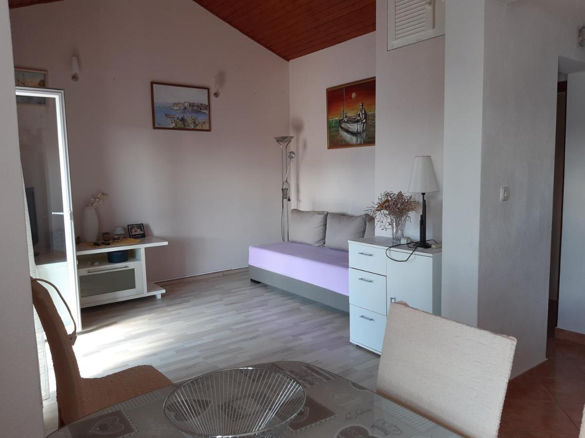 Apartment Mirjana Vodice