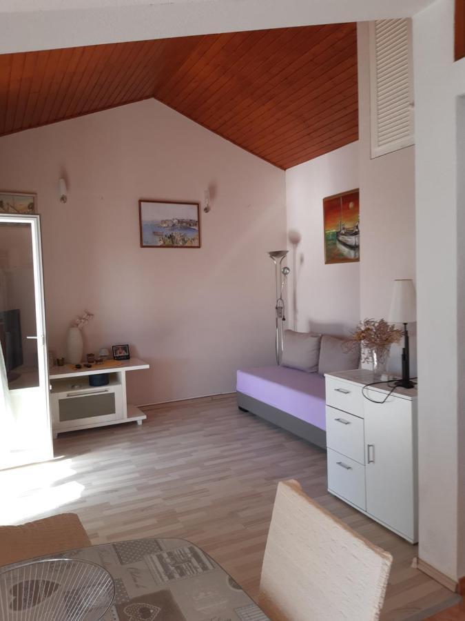 Apartment Mirjana