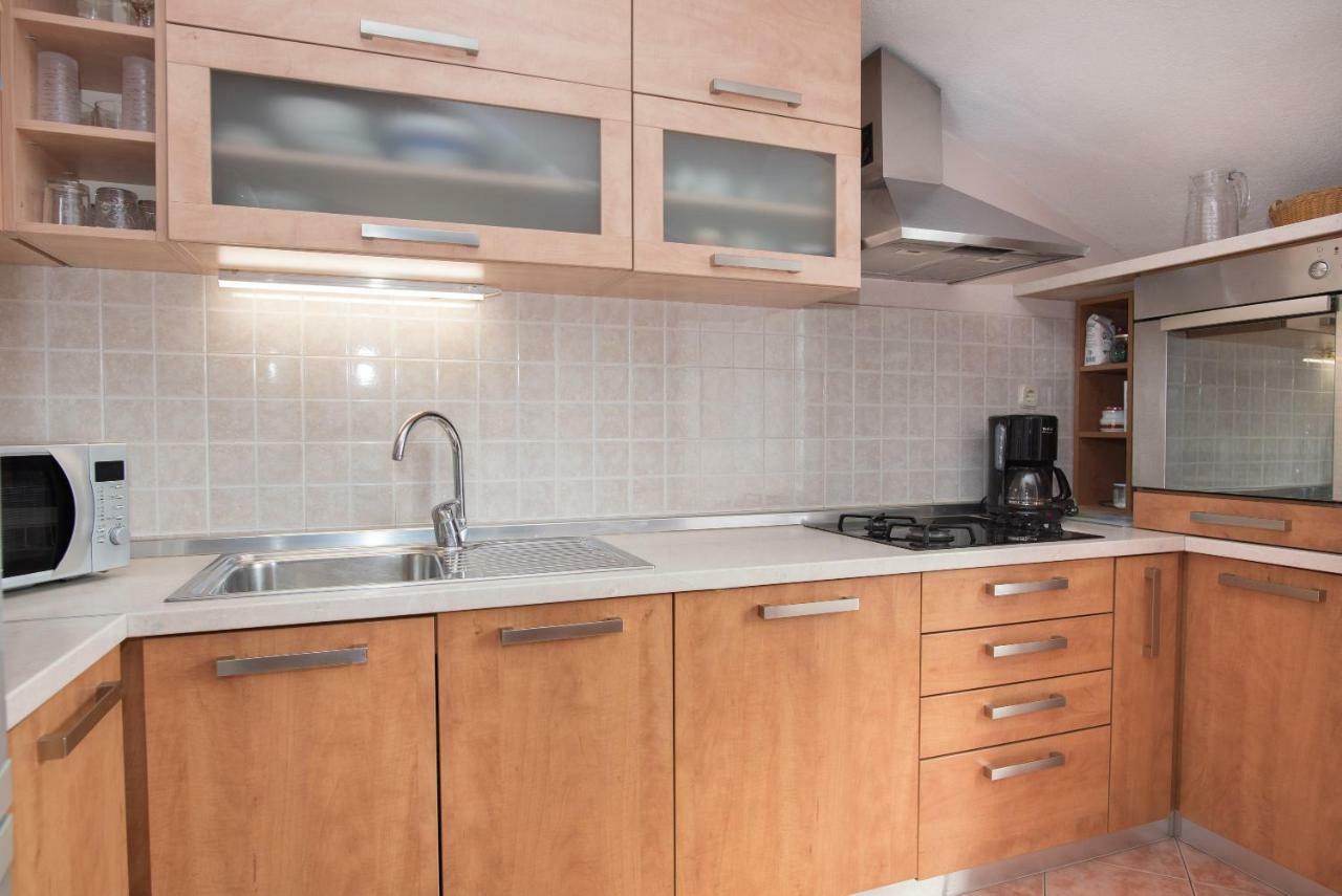 Apartment Mirjana *